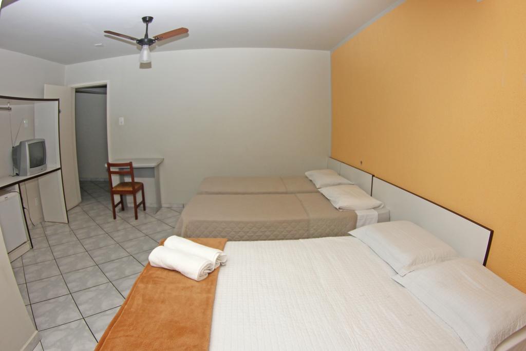 Atlantico Sul Hotel Laguna Habitación foto